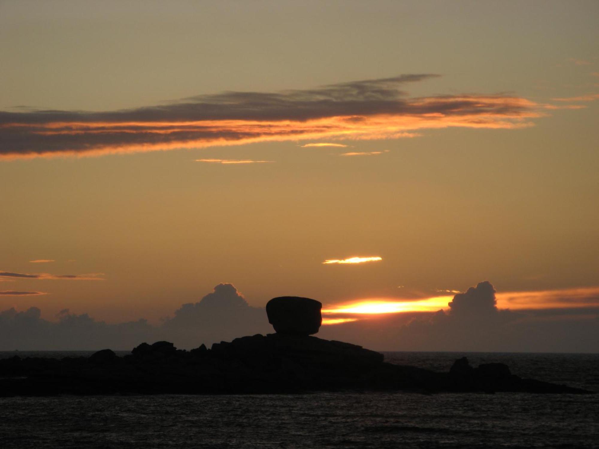 Bed and Breakfast Les Balcons Du Tregor Lannion Esterno foto